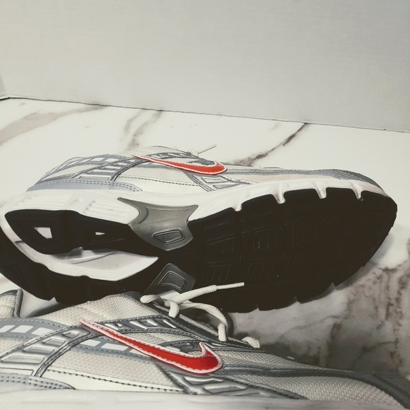 Nike Initiator Womens Running Shoes Size 11 White Silver Pink 394053-101  2017 - Picture 8 of 11